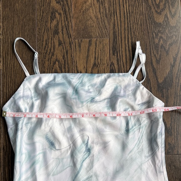 NWT - DYNAMITE - White and Blue Marble Midi Dress - Picture 9 of 11